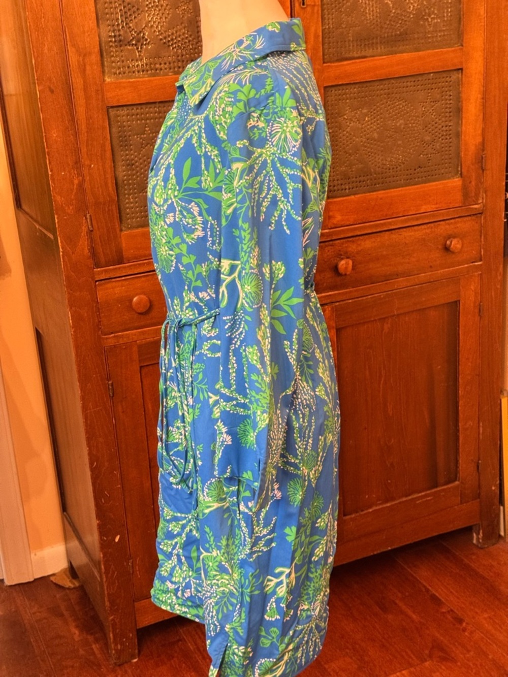 Lilly Pulitzer UPF 50+ Dress in “Briny Blue a Bit Salty” Print Sz L NWOT - Picture 5 of 13